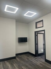 2131 Maryland Ave, Baltimore, MD à louer Photo intérieure- Image 1 de 8