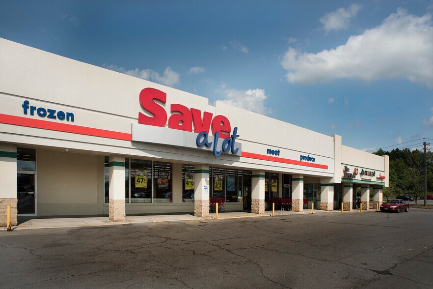 200 Market St, Potsdam, NY à louer - Photo du bâtiment - Image 2 de 4