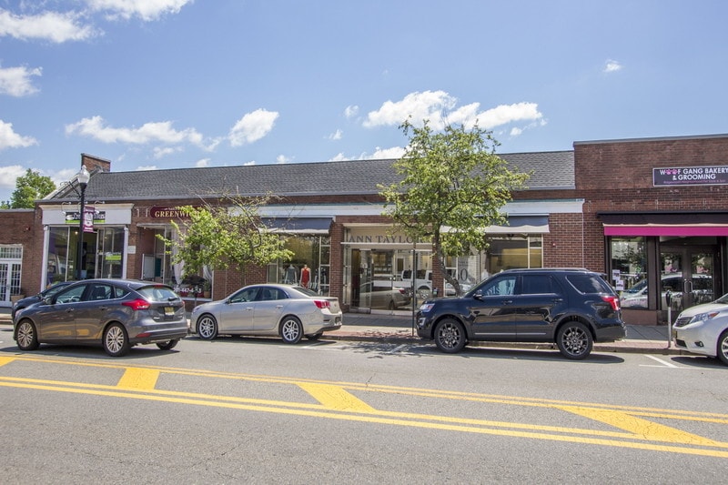 230-262 E Ridgewood Ave, Ridgewood, NJ for lease - Building Photo - Image 1 of 5