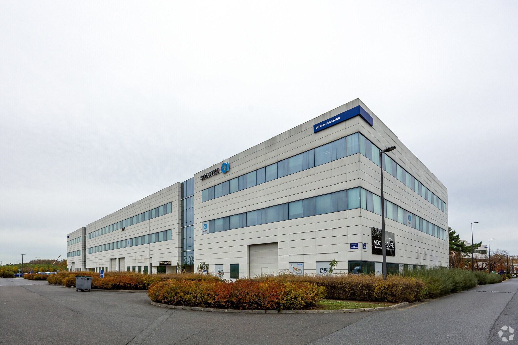 22 Avenue Des Nations Batiment Rostand, Villepinte for lease Primary Photo- Image 1 of 4