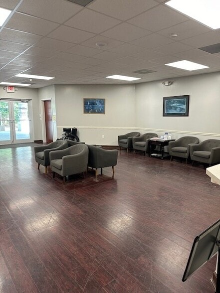 1533-1555 Fording Island Rd, Hilton Head Island, SC for lease - Building Photo - Image 3 of 5