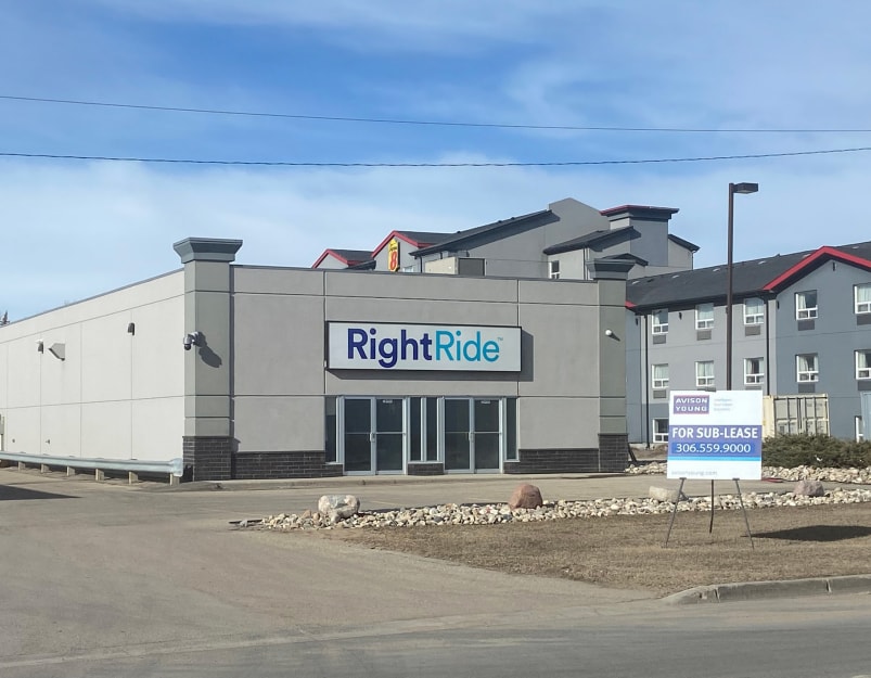 2640 Victoria Av E, Regina, SK à vendre Photo principale- Image 1 de 1