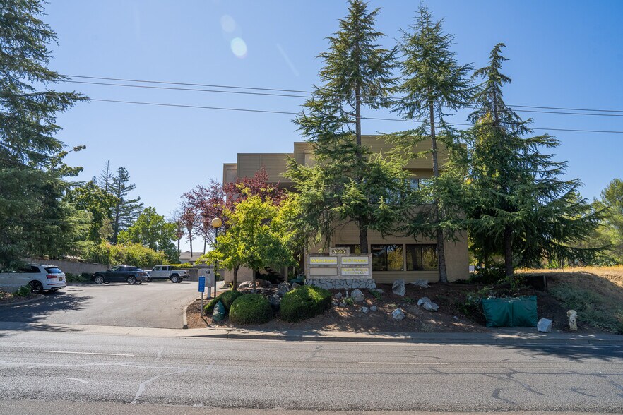 3300 Sunset Blvd, Rocklin, CA for sale - Building Photo - Image 3 of 4