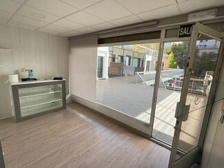 More details for Avenida Virgen de la Montaña, 1, Cáceres - Retail for Lease