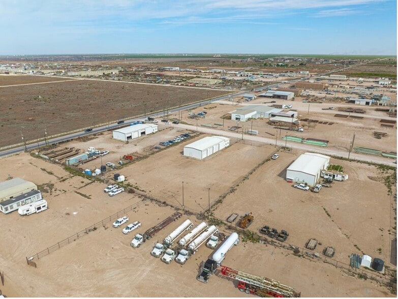 4010 County 45 rd, Midland, TX à louer - Photo du bâtiment - Image 2 de 15