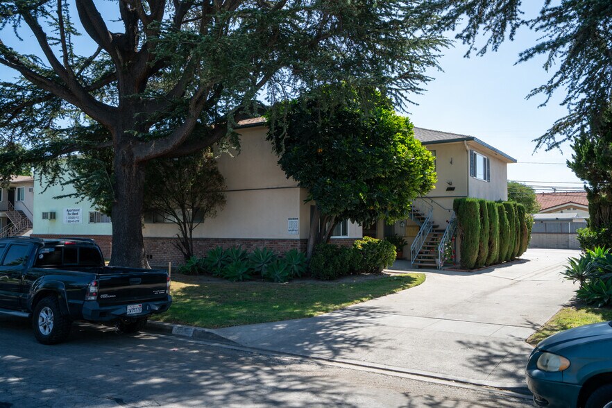 10516-10522 Arrington Ave, Downey, CA à vendre - Photo du bâtiment - Image 3 de 11