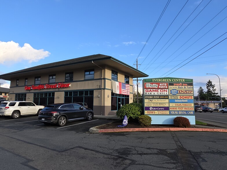 11120 Evergreen Way, Everett, WA for lease - Building Photo - Image 1 of 9