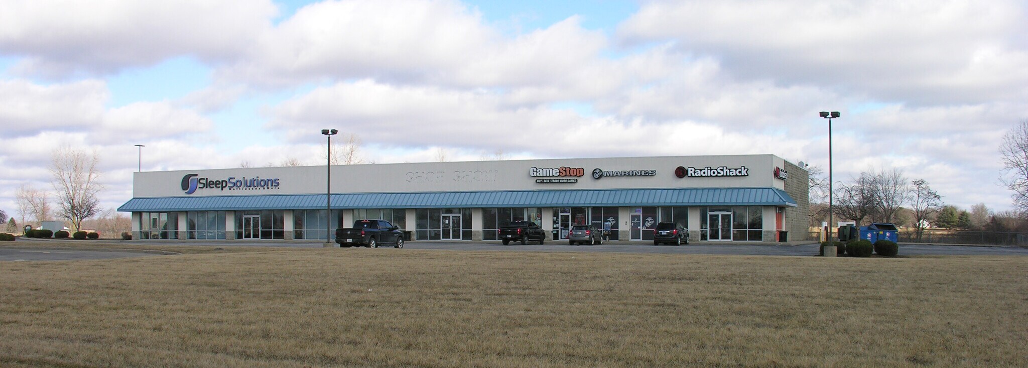 2513-2521 E North St, Kendallville, IN for lease Building Photo- Image 1 of 20