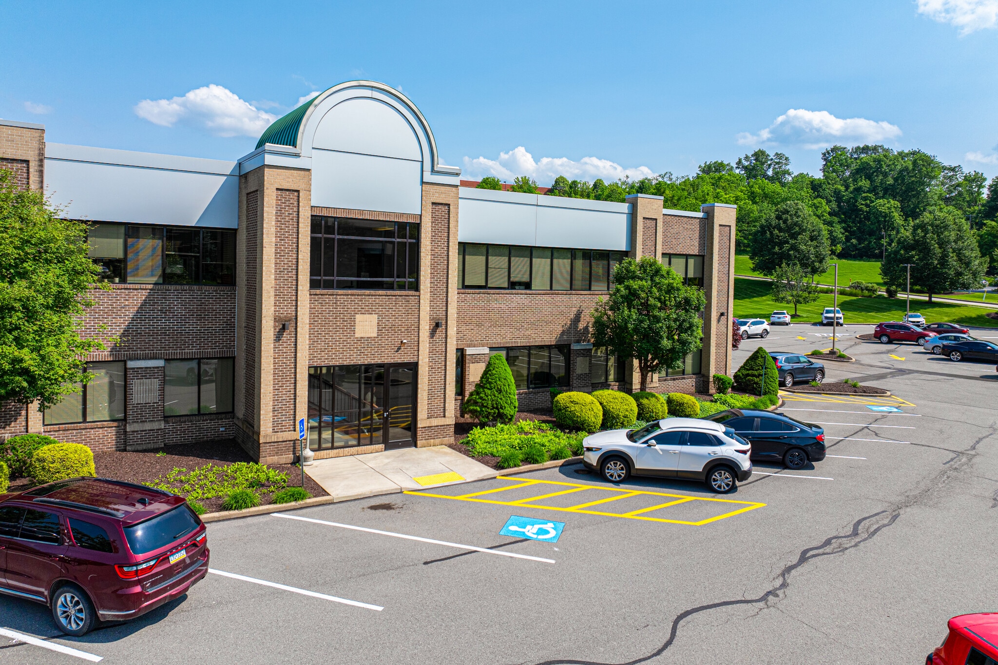 400 Technology Dr, Canonsburg, PA for lease Primary Photo- Image 1 of 10
