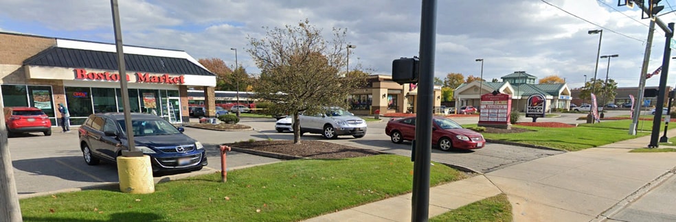 14375-14531 Pearl Rd, Strongsville, OH for lease - Building Photo - Image 2 of 5