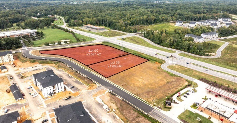 00 Redbourne Dr, Greensboro, NC à louer - Photo du bâtiment - Image 2 de 3