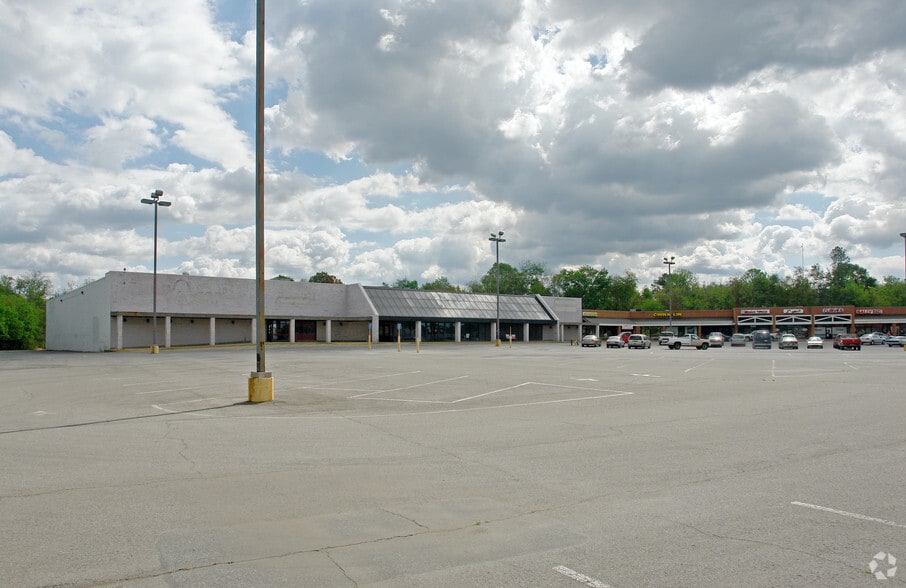 138 Hicks Dr, Rome, GA for lease - Building Photo - Image 2 of 4