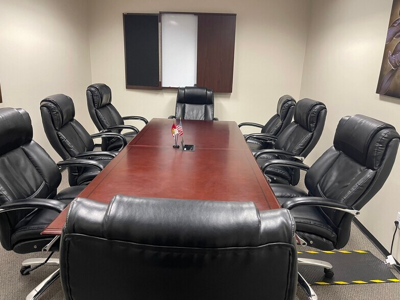 1000 Apollo Way, Santa Rosa, CA à louer - Photo du bâtiment - Image 3 de 7