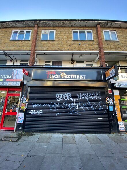 116 Salmon Ln, Londres à louer - Photo du bâtiment - Image 1 de 5