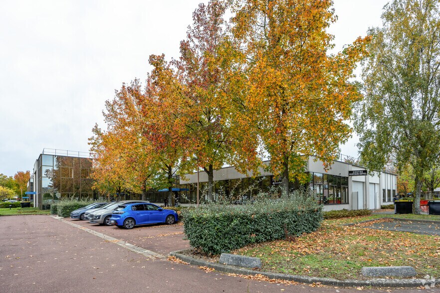 13 Rue de la Perdrix Les Fregates 4, Villepinte for lease - Building Photo - Image 3 of 3