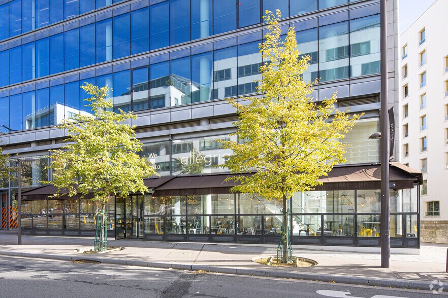 22-34 Avenue Pierre Mendès France, Paris à louer - Photo du bâtiment - Image 3 de 7