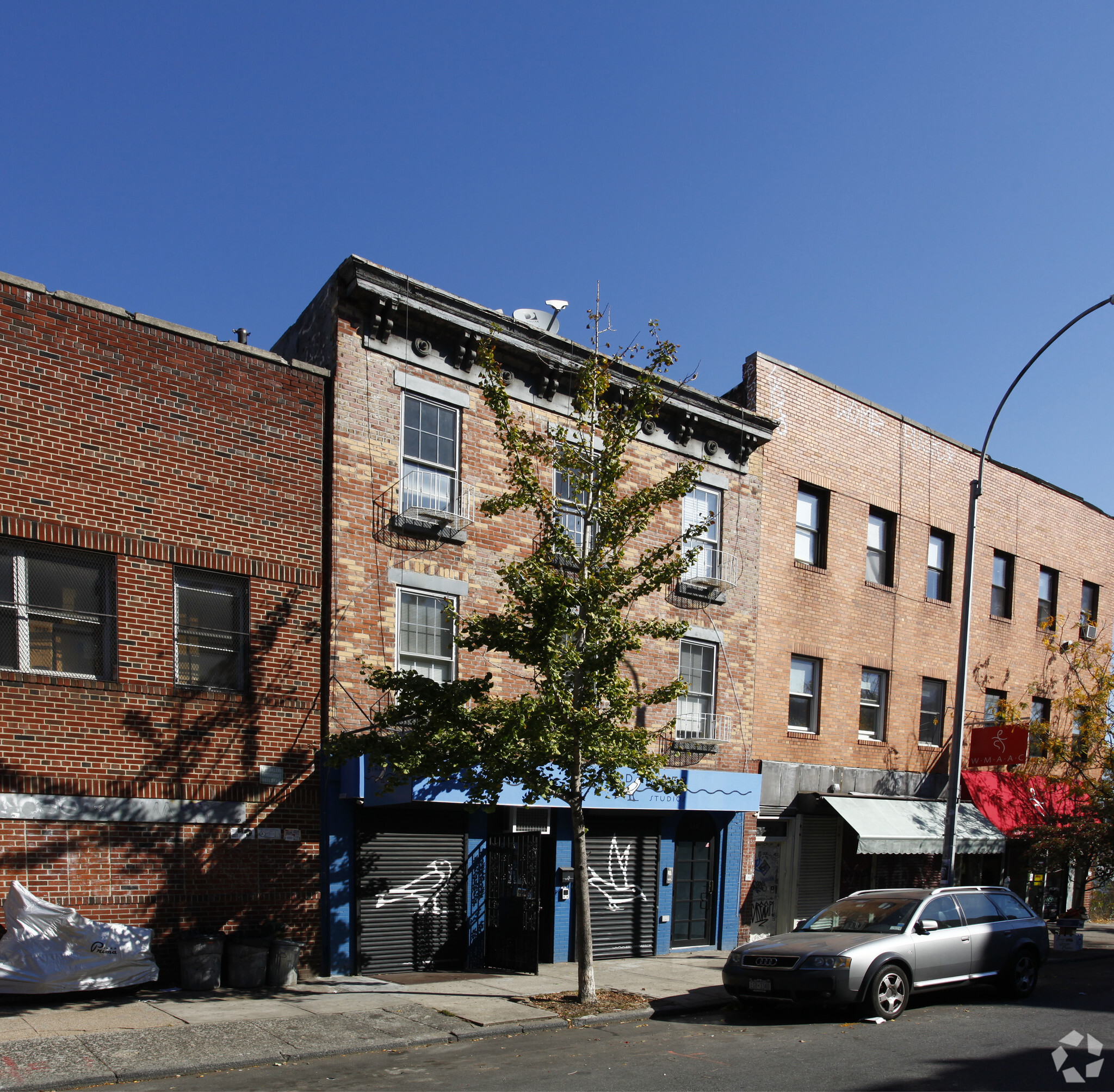 343 Grand St, Brooklyn, NY for sale Primary Photo- Image 1 of 1