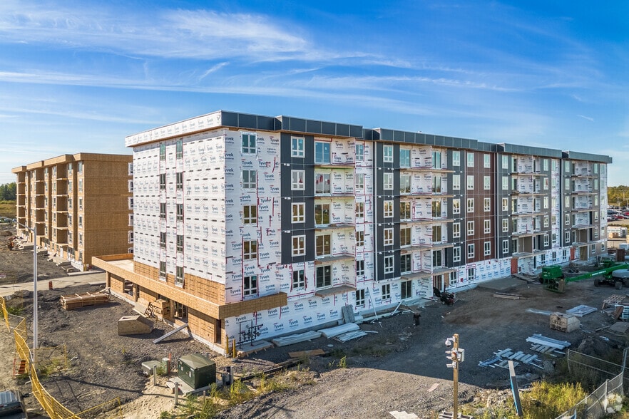 1070 Noëlla Leclair Way, Ottawa, ON for lease - Building Photo - Image 2 of 5