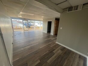 1123 E 9th St, Mission, TX for lease Interior Photo- Image 2 of 2