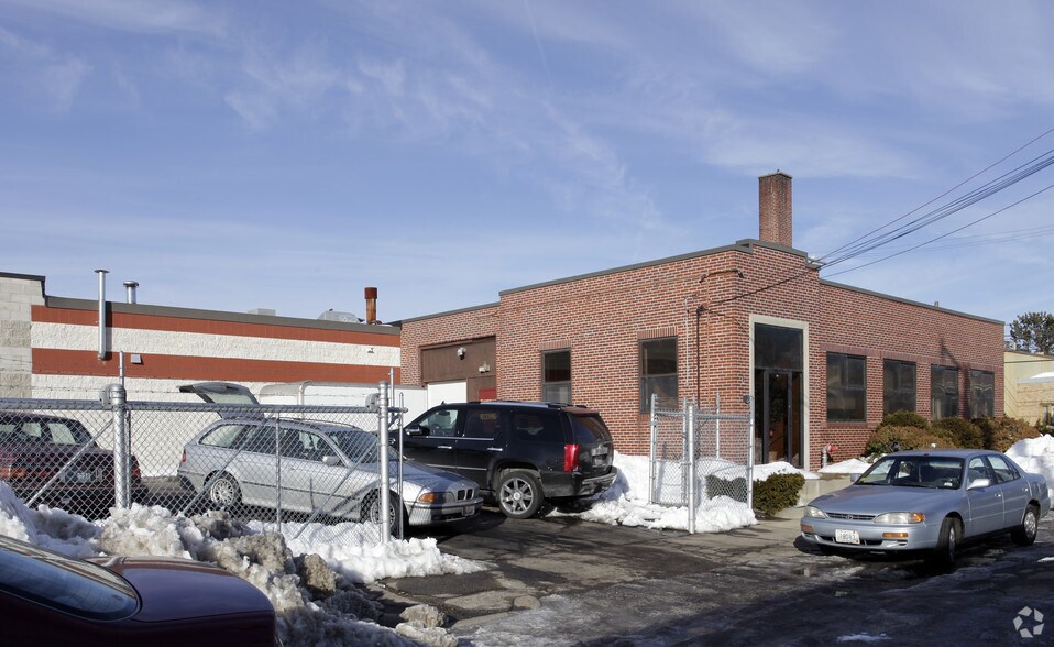 189 Georgia Ave, Providence, RI à louer - Photo du bâtiment - Image 3 de 5