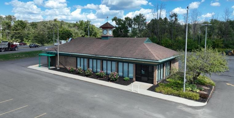 118 State Hwy 320, Norwich, NY for lease - Building Photo - Image 1 of 1