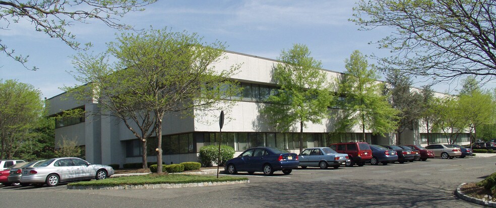 1670 Whitehorse Hamilton Square Rd, Hamilton, NJ à louer - Photo du bâtiment - Image 2 de 17