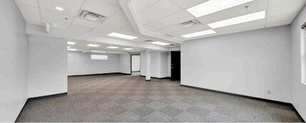 1355 Main St, North Vancouver District, BC for lease Interior Photo- Image 2 of 14