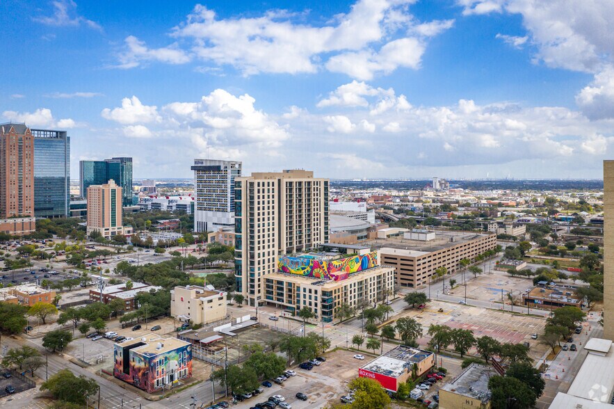 1515 Austin, Houston, TX à louer - Aérien - Image 3 de 8