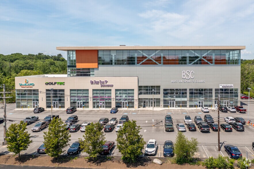 190-194 Newbury St, Peabody, MA for lease - Building Photo - Image 2 of 6