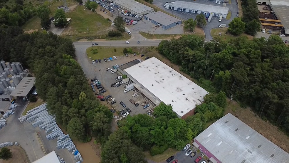 2435 Stone Mountain Lithonia Rd, Lithonia, GA for lease - Building Photo - Image 3 of 21