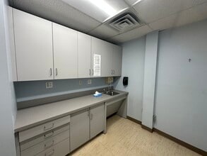 2280 Grand Ave, Baldwin, NY for lease Interior Photo- Image 2 of 30