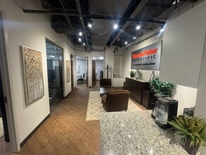 1939 Roland Clarke Pl, Reston, VA à louer Photo intérieure- Image 1 de 6