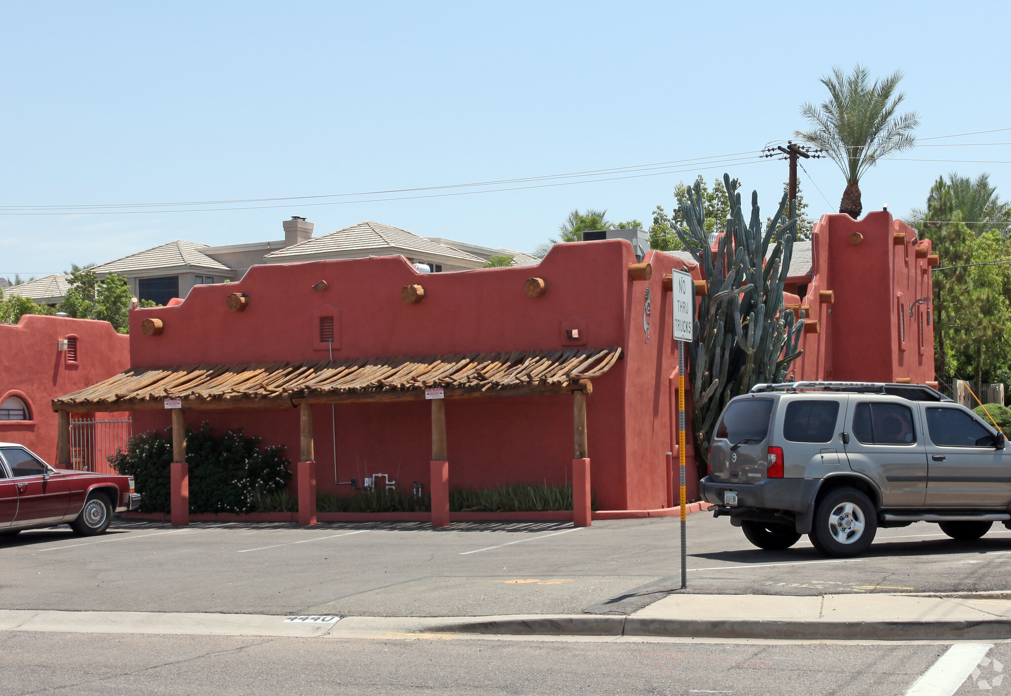 4440 E Indian School Rd, Phoenix, AZ à vendre Photo principale- Image 1 de 11