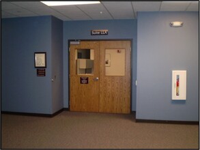 10 E College Ave, Appleton, WI for lease Interior Photo- Image 2 of 6