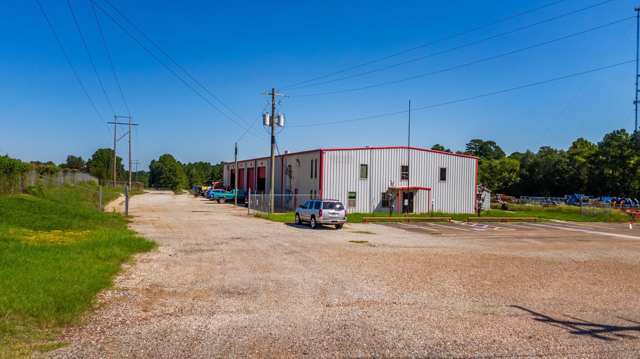 2103 E SH 31, Kilgore, TX à louer Photo principale- Image 1 de 36