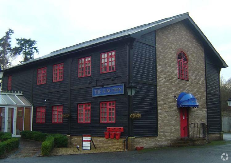 The Street, Woodbridge for lease Primary Photo- Image 1 of 6