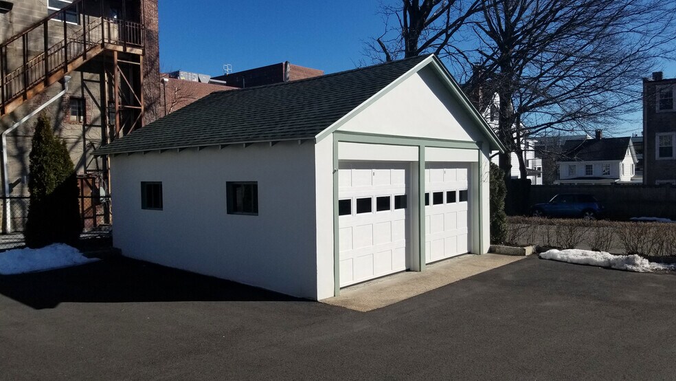 37 Arch St, Greenwich, CT à louer - Photo du bâtiment - Image 2 de 3