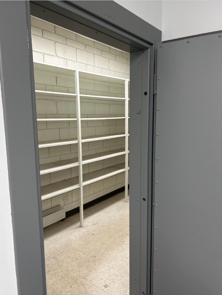 7 Sperti Dr, Edgewood, KY for lease Interior Photo- Image 1 of 18