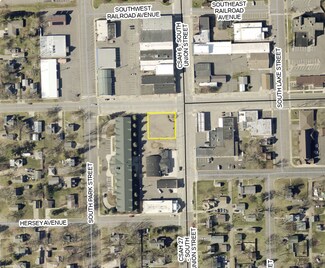Plus de détails pour 101 Forest Ave W, Mora, MN - Terrain à vendre