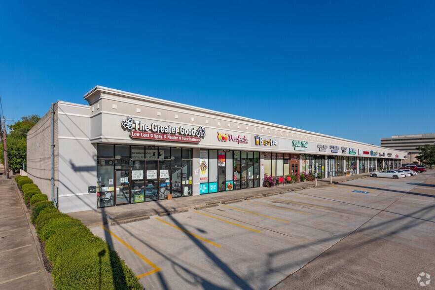 1001-1025 Dairy Ashford Rd, Houston, TX à louer - Photo du bâtiment - Image 2 de 11