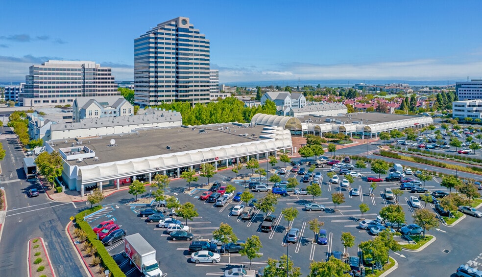 921-987 E Hillsdale Blvd, Foster City, CA for lease - Building Photo - Image 2 of 4