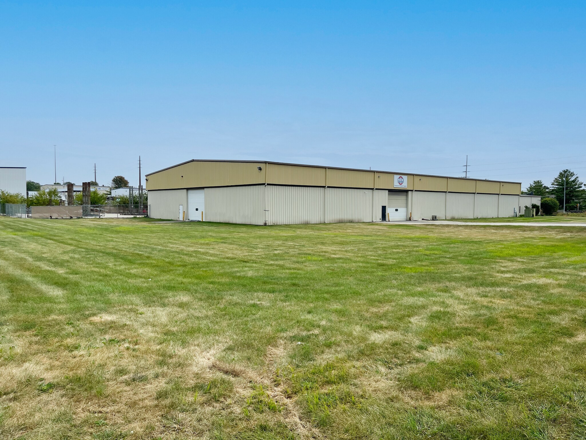 2240 NE 46th Ave, Des Moines, IA for lease Primary Photo- Image 1 of 10