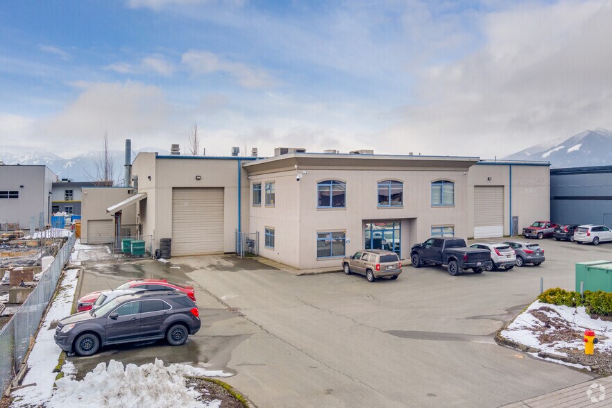 7934 Enterprise Dr, Chilliwack, BC for sale - Building Photo - Image 1 of 1