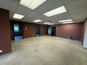 2055 S Oneida St, Denver, CO for lease Interior Photo- Image 2 of 8