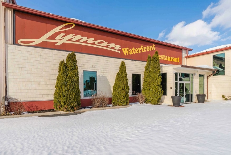 Lyman Harbor and Universal Clay portefeuille de 4 propriétés à vendre sur LoopNet.ca - Photo du bâtiment - Image 3 de 14