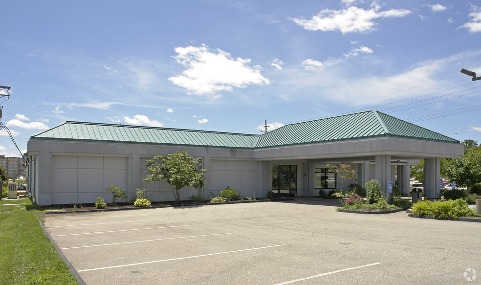 1028-1030 S Kirkwood Rd, Kirkwood, MO for lease - Building Photo - Image 3 of 4