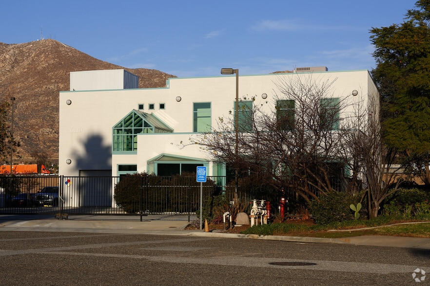 6110 Quail Valley Ct, Riverside, CA for sale - Primary Photo - Image 1 of 3