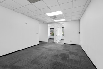 333 N Glenoaks Blvd, Burbank, CA à louer Photo intérieure- Image 2 de 3