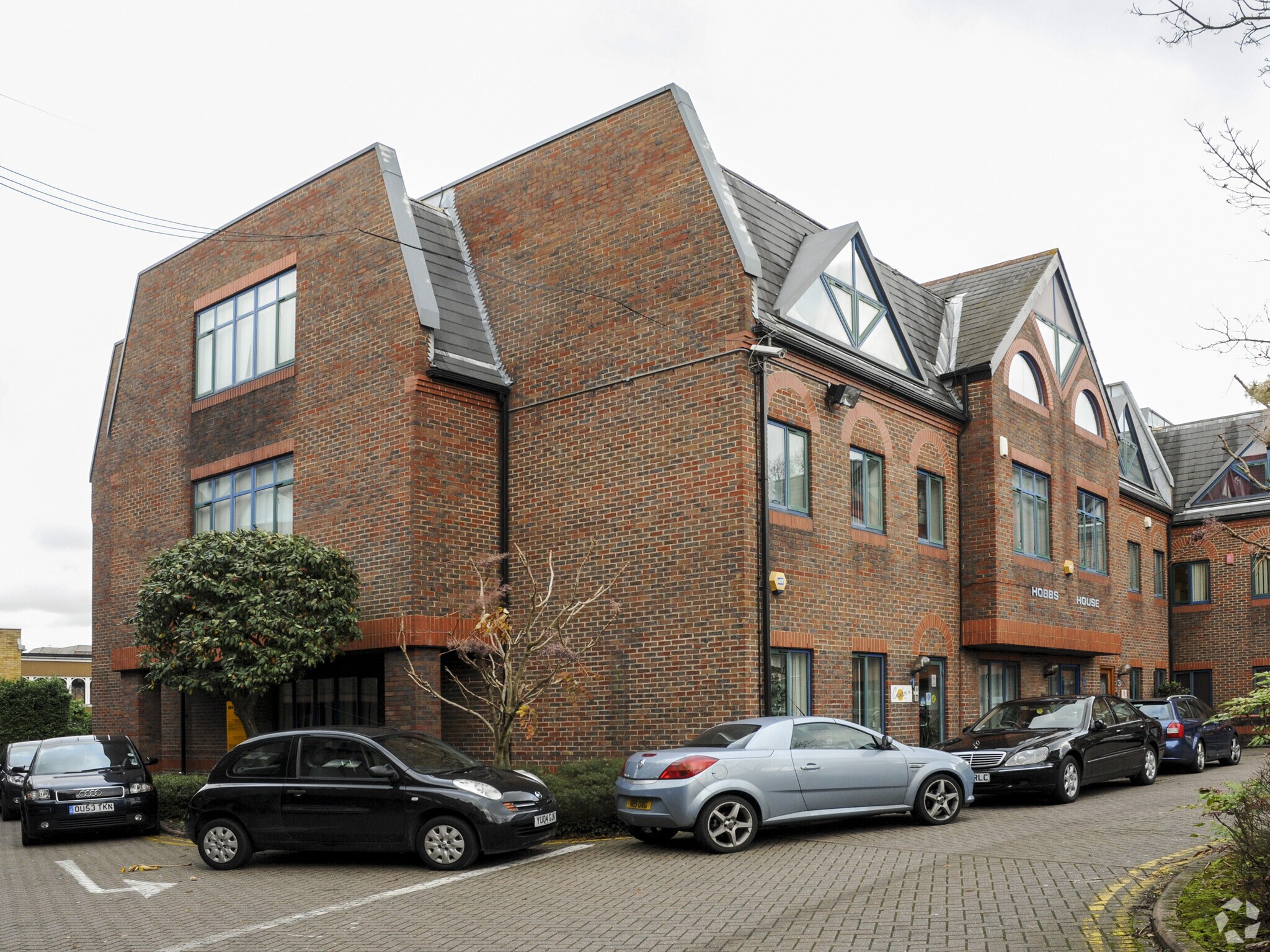 2 Bessborough Rd, Harrow à louer Photo principale- Image 1 de 9
