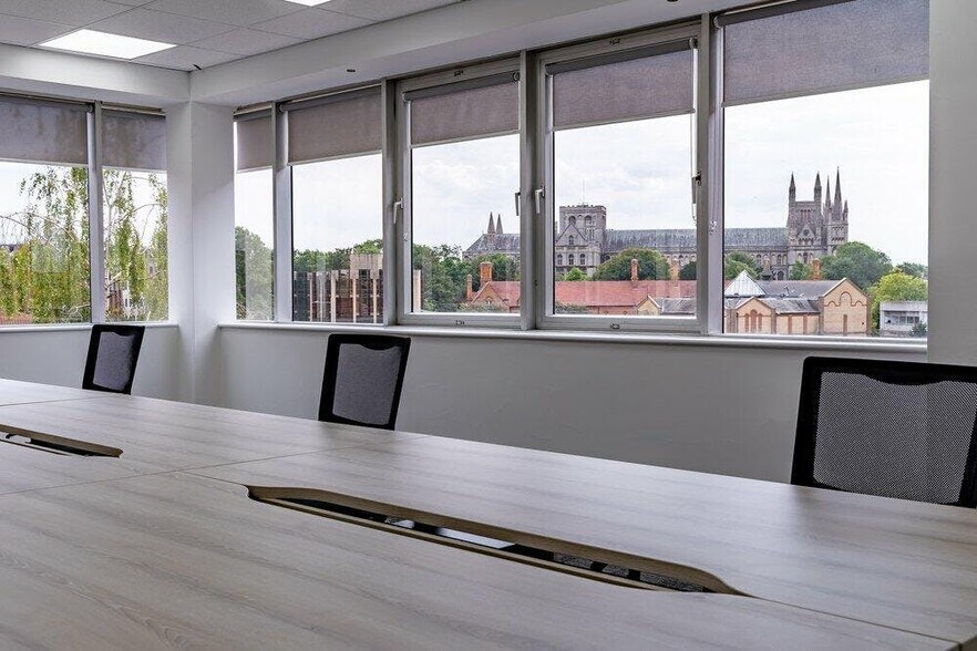 Northminster, Peterborough à louer - Photo intérieure - Image 3 de 38